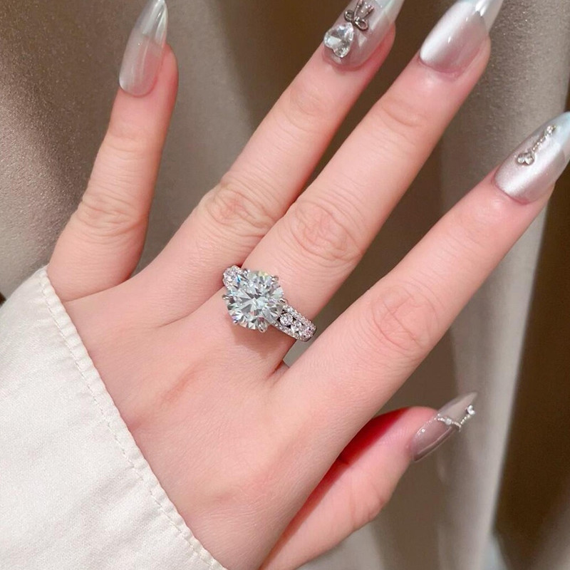 4 Carats High Sparkle Classic  - Moissanite Engagement Ring 1 Carat 评论和价格