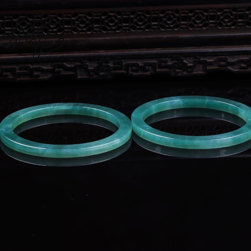 Natural Emerald 48-62mm Burmes - Bracelets 评论和价格